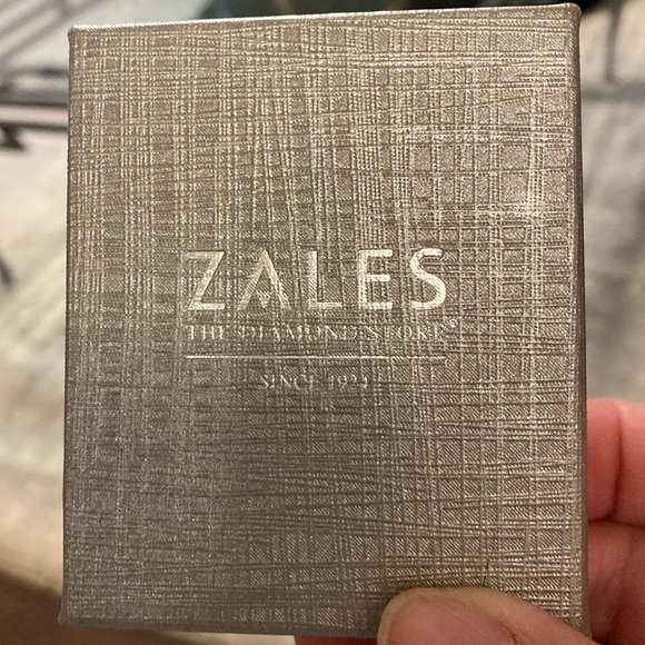 Sterling silver necklace and earring set - Picture 2 of 2